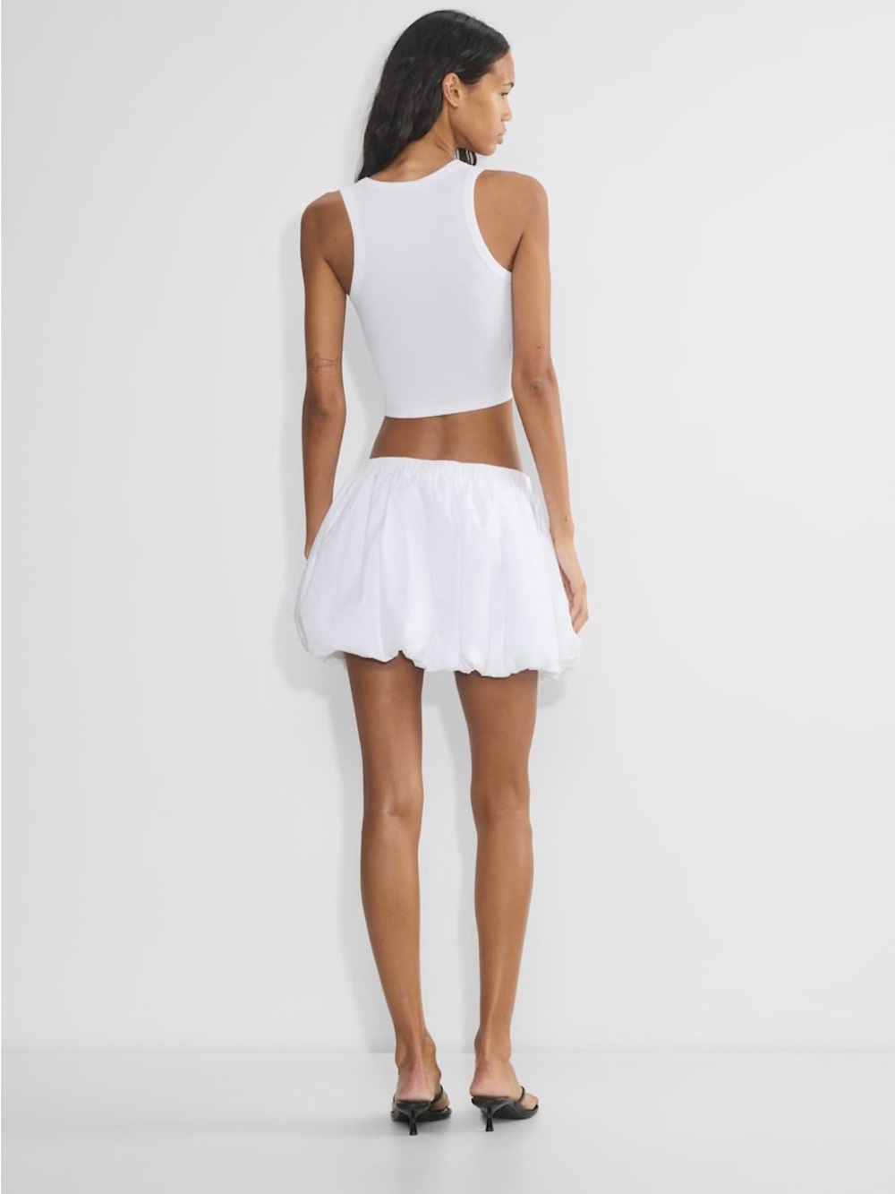 NWOT Aritzia White Bubble Mini Skirt